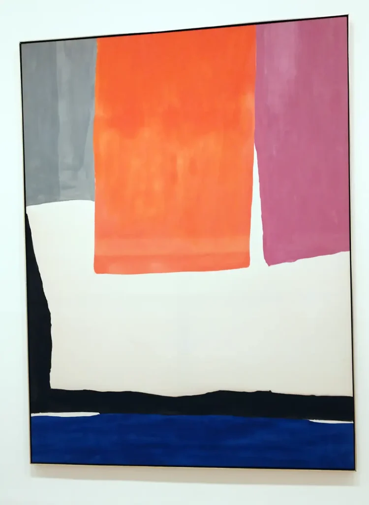 Quadro de Mark Rothko com faixas horizontais em tons intensos, em exposição no Guggenheim Bilbao
