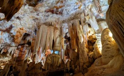 A complete guide to visiting the Cuevas del Águila near Madrid