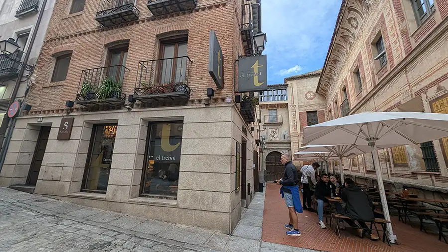 Dónde ocmer en Toledo