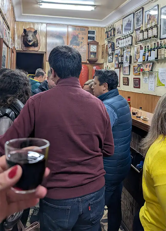 Interior de um bar de sória